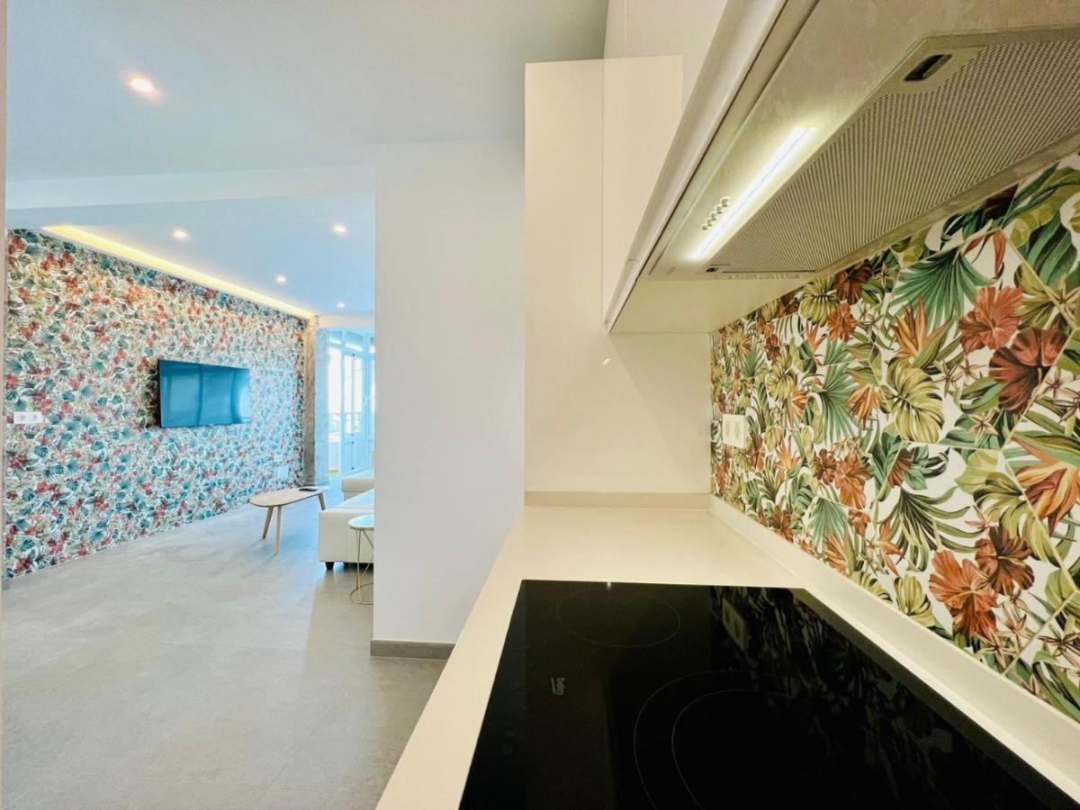 Malagueta Beach I & Private Terrace By Ele Apartments マラガ エクステリア 写真